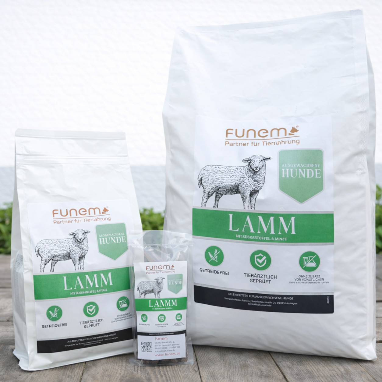 Hundefutter Lamm von funem in verschiedenen Verpackungsgrößen