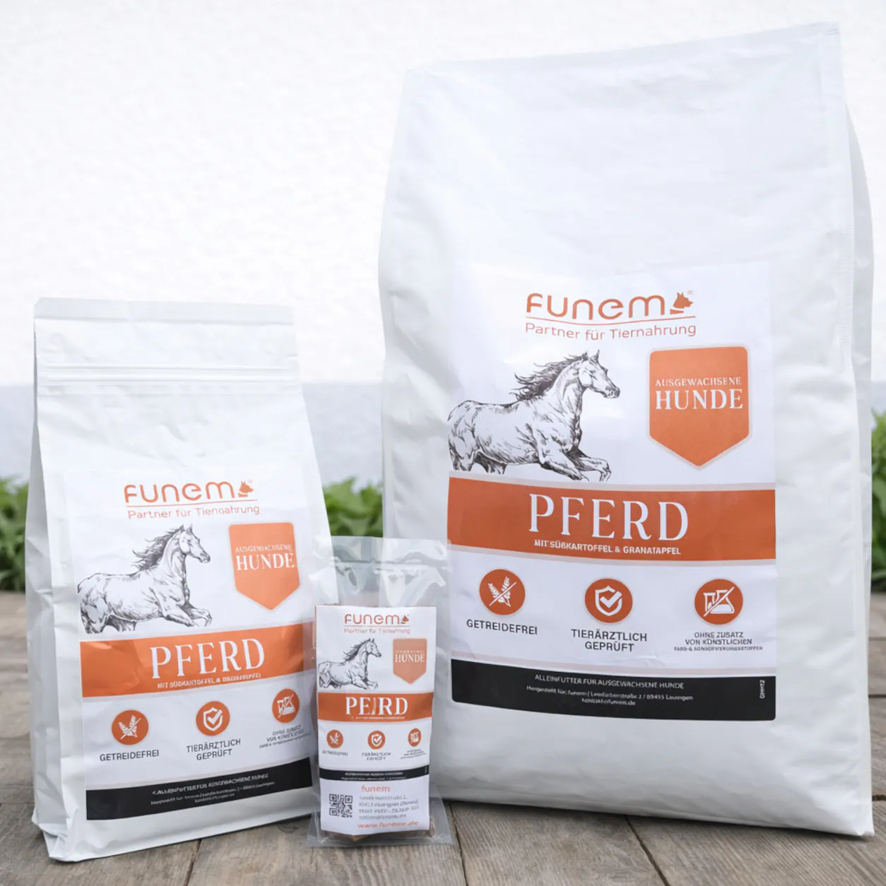 Hundefutter Pferd von funem in verschiedenen Verpackungsgrößen