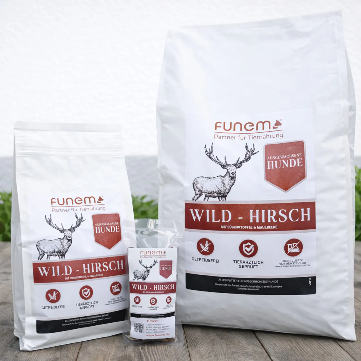 Hundefutter Wild Hirsch von funem in verschiedenen Verpackungsgrößen