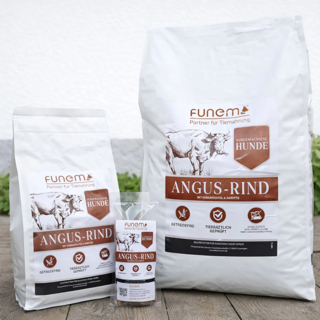 Hundefutter Angus Rind mit Süßkartoffel und Karotte von funem in verschiedenen Größen
